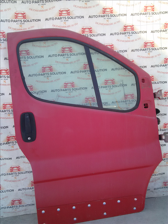 Coltar geam dreapta fata RENAULT TRAFIC an. fabr. 2008