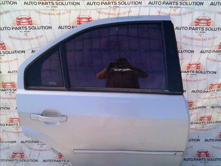 Coltar geam usa dreapta spate FORD MONDEO 3