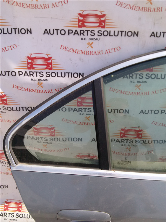 Coltar geam usa dreapta spate PEUGEOT 607