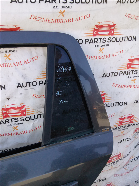 Coltar geam usa stanga spate OPEL ASTRA H