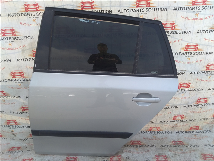 Coltar geam usa stanga spate SKODA FABIA 2