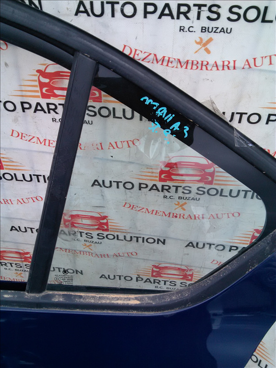Coltar geam usa stanga spate SKODA OCTAVIA 3