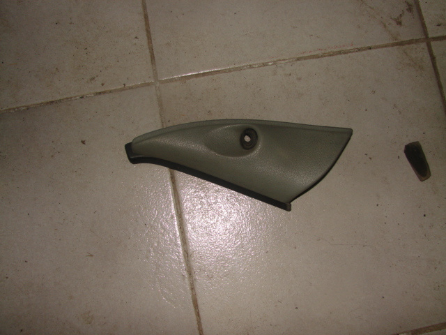 Coltar interior oglinda stanga Renault Clio 2 [1998 - 2005] Symbol Sedan II (BB0/1/2_ CB0/1/2_)