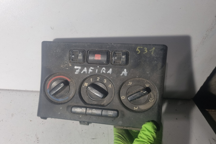 Comanda AC Opel Zafira A [facelift] [2003 - 2005] Minivan 5-usi 2.0 DTi MT (100 hp)