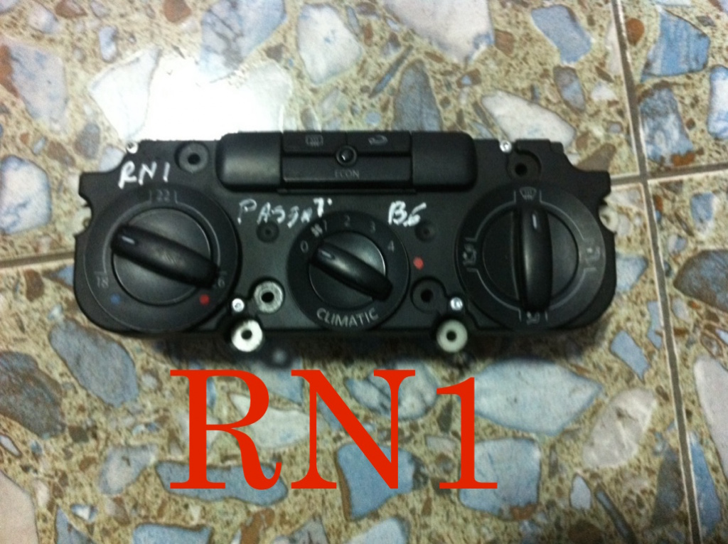 Comanda ac Volkswagen VW Passat B6 [2005 - 2010] wagon 5-usi 2.0 TDI MT (140 hp) (3C5)