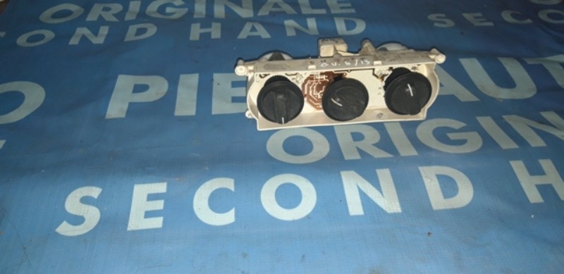 Comanda aer Opel Vectra B 1995; 6081F1A
