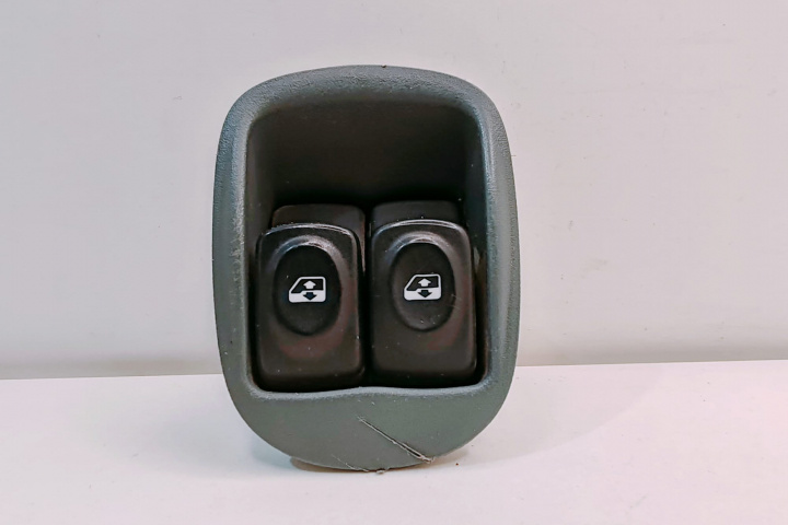 Comanda Butoane Geamuri 7700836269 Renault Megane [1995 - 1999]