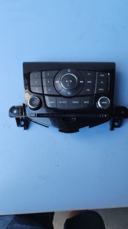 Comanda Cd player Chevrolet Cruze 1.7 D LUD 2012 Cod : 95485438