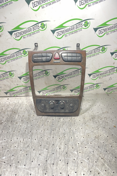 Comanda clima A 203 830 02 85 A 203 830 02 85 A 203 830 02 85 Mercedes-Benz C-Class W203/S203/CL203 [2000 - 2004] Sedan 4-usi C220 CDI MT (143 hp)