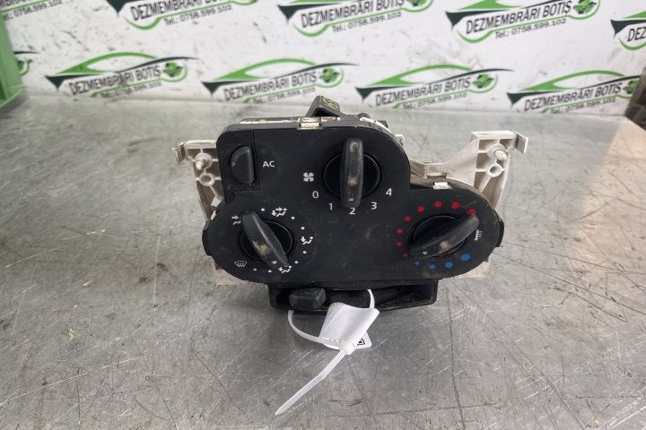 Comanda clima AC climatronic 69577008 Dacia Logan [2004 - 2008] Sedan 1.4 MT (75 hp)