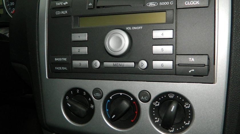 Comanda clima Ford Focus 1.6Tdci automat model 2005