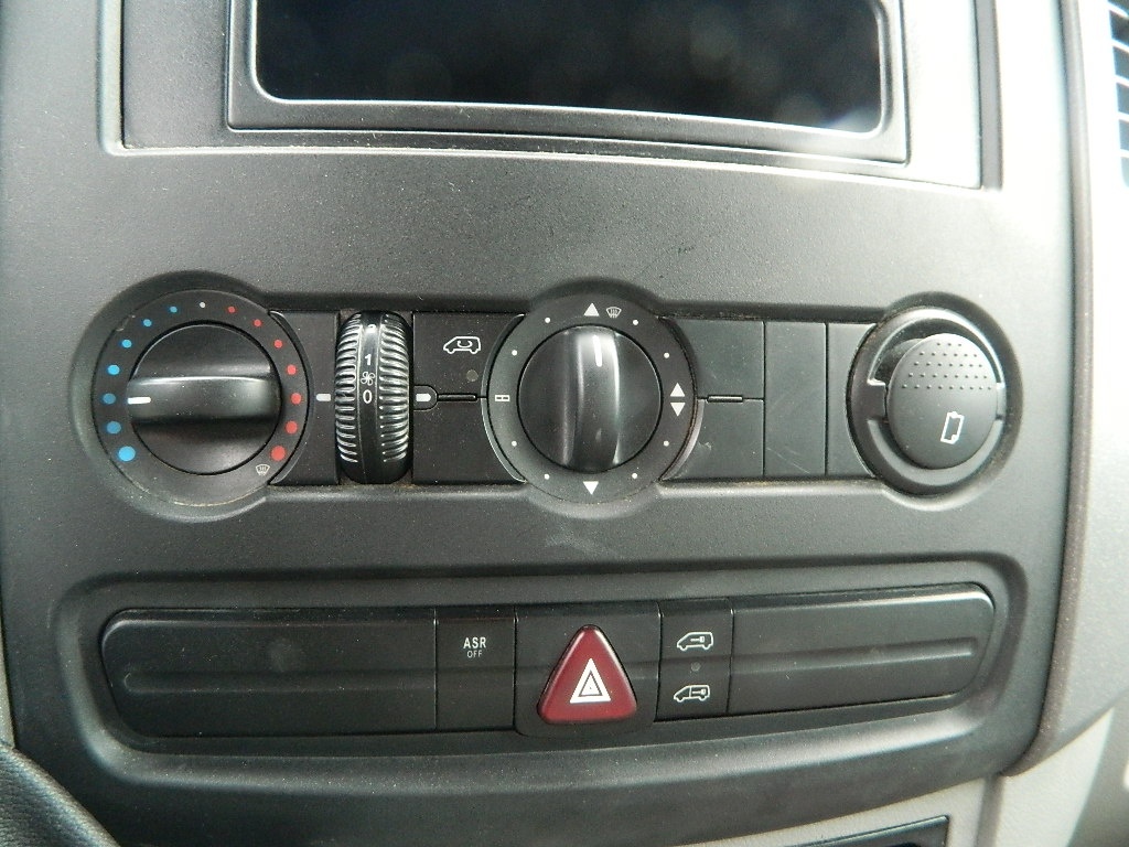 Comanda clima Vw Crafter 2.5 tdi 140cp model 2008