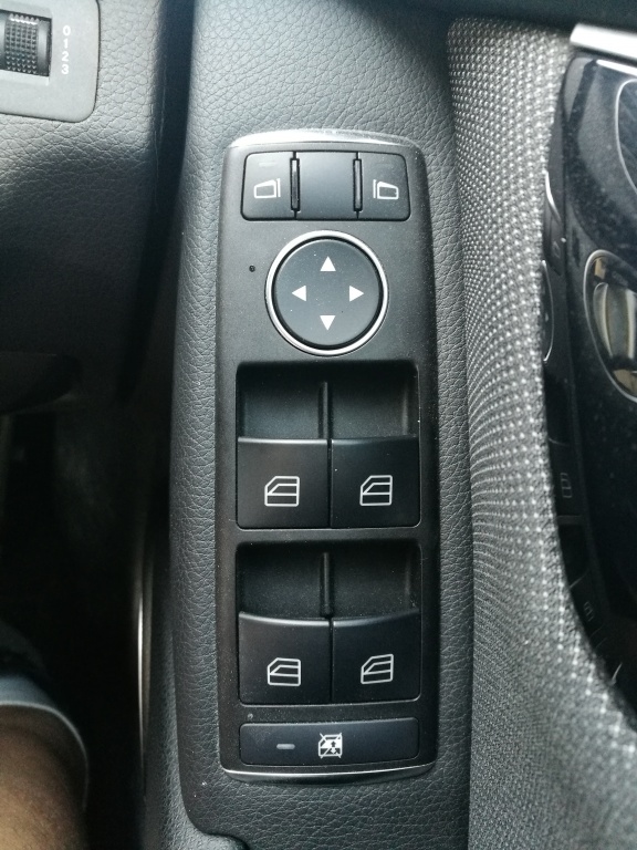 Comanda geam electric fata Mercedes C Class W204