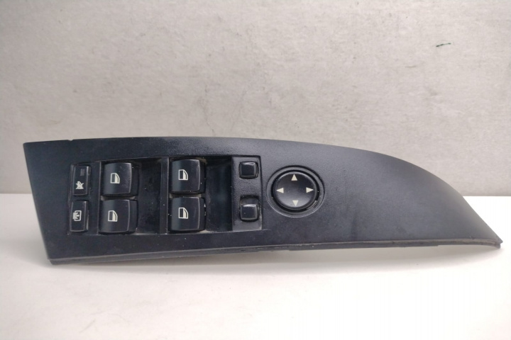 Comanda geamuri / comutator geam fata stanga, cod 6951919 / 391540SW 6951919 BMW Seria 5 E60/E61 [2003 - 2007] Sedan