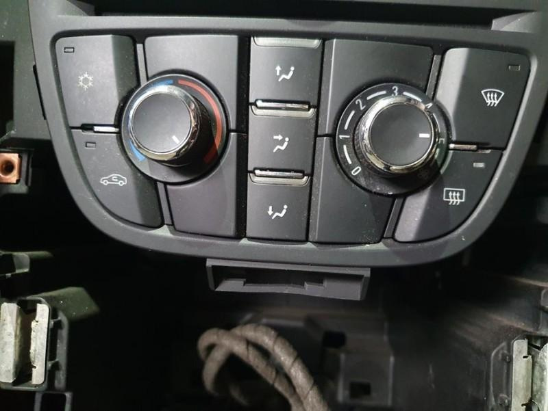 Comanda panou ventilatie Opel Astra J 2009-2012