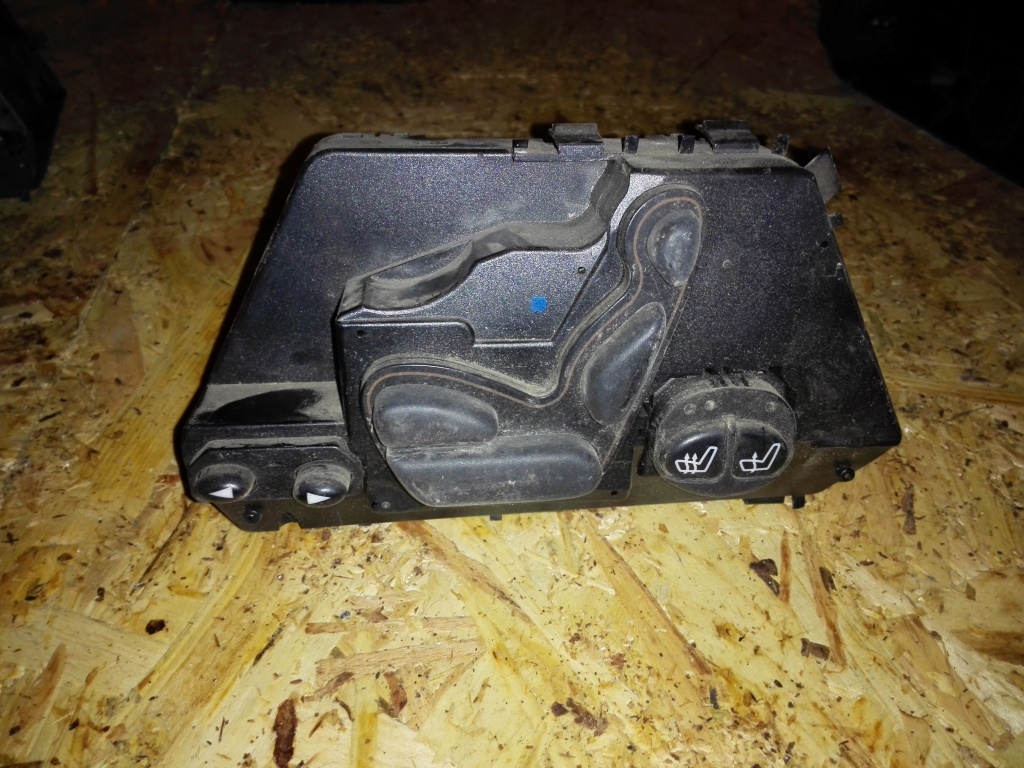 Comanda scaun electric dreapta spate Mercedes w220