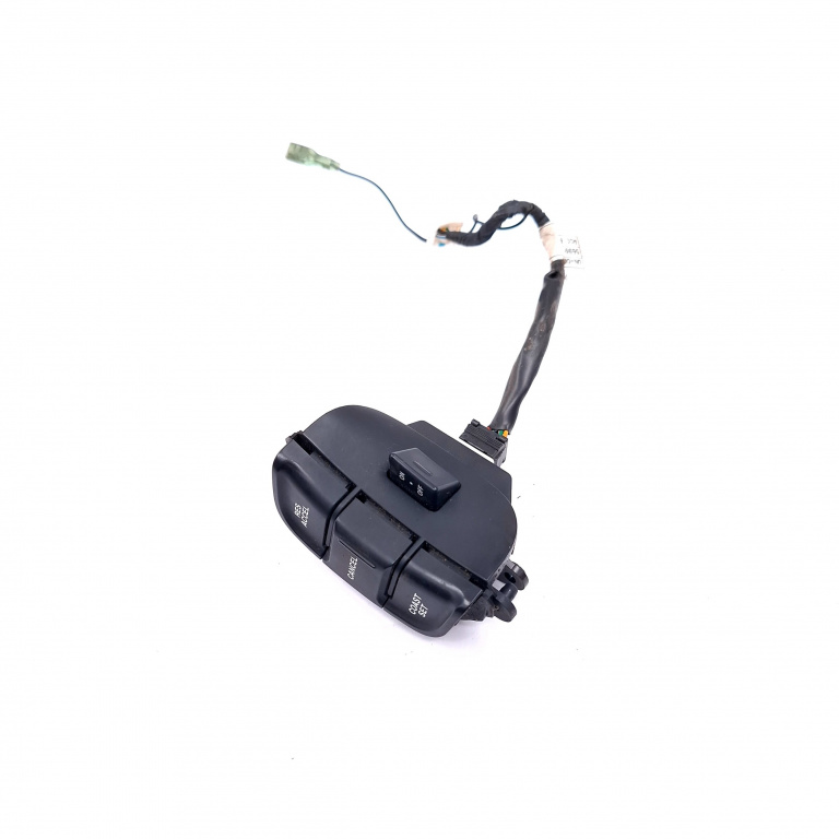 Comanda Volan Kia Carens 3 (Un) 2006-2013 2.0 Crdi 140 D4Ea Motorina 955101D000, 964401D000, 967501D900, 95510-1D000, 96440-1D000, 96750-1D900, 2010035602, 569911