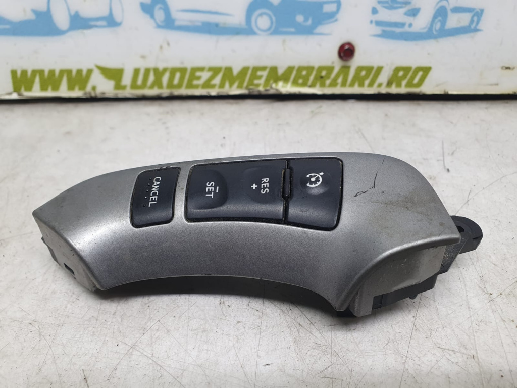 Comenzi volan 96710-2b100 Hyundai Santa Fe CM [facelift] [2010 - 2013] 2.0 crdi D4HA, EURO 5