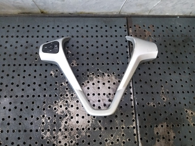 Comenzi volan ford fiesta 6 cb1 ccn 62144370c00