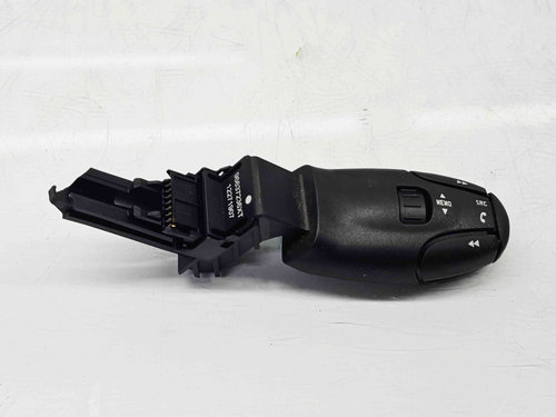 Comenzi volan Peugeot 3008 [Fabr 2009-2016] 96637236XT