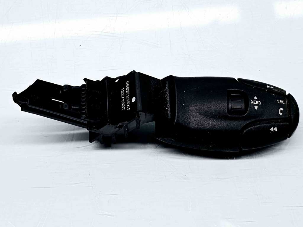 Comenzi volan Peugeot 308 [Fabr 2007-2013] 96637236XT