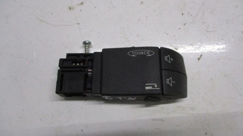 COMENZI VOLAN RADIO CASETOFON COD 34442201AD RENAULT LAGUNA 2 FAB. 2001 - PREZENT