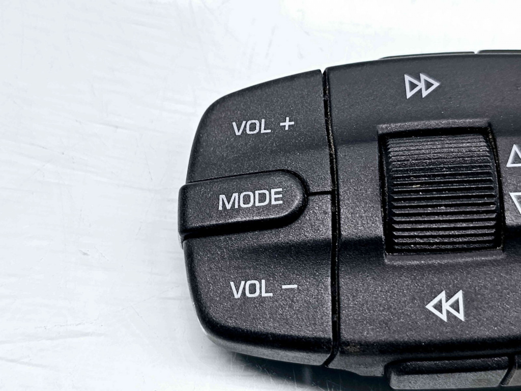 Comenzi volan Seat Ibiza 5 (6J5) [Fabr 2008-2017] 6J0959441