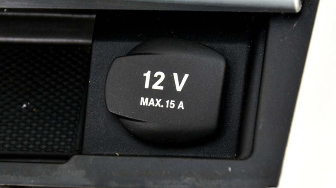 Compartiment Stocare Mercedes-Benz C-CLASS (W204) 2007 - 2014 Motorina A2046801350