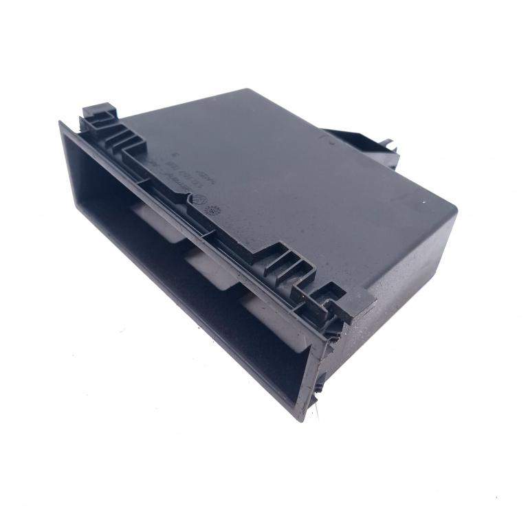 Compartiment Stocare Vw Golf 4 1997-2004 2.0 Aqy Benzina 1J0857058B, 1Jo857058B Volkswagen