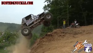 Compilatie cu accidente nevinovate din timpul unor probe extreme de off-road