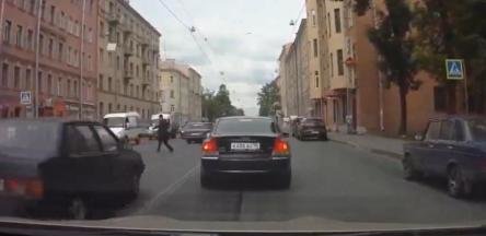 Compilatie cu accidente prostesti ce puteau fi evitate usor Compilatie cu accidente prostesti ce puteau fi evitate usor