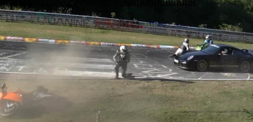 Compilatie de iarna cu accidentele de la Nurburgring Compilatie de iarna cu accidentele de la Nurburgring
