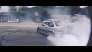 Compilatie plina de fum pentru cei mai fanatici iubitori de BMW M