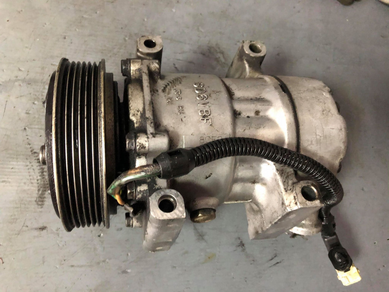 Compresor ac 1.8 b citroen xsara