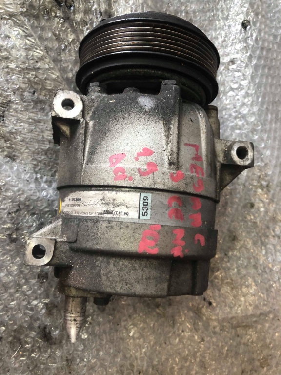 Compresor ac 1.9 tdi renault scenic megane trafic 2 1135309