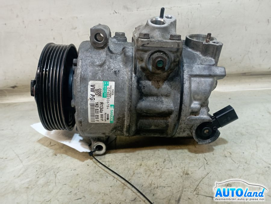 Compresor AC 1k0820859f Volkswagen PASSAT Variant 3C5 2005