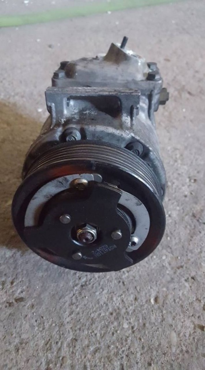 Compresor ac 1k0820859f vw scirocco 2.0 tdi 16v cbbb 170 cai cu dpf