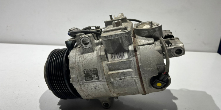 Compresor AC 3.5i 4.0i 9217868 BMW Seria 7 F01/F02 [facelift] [2012 - 2015]