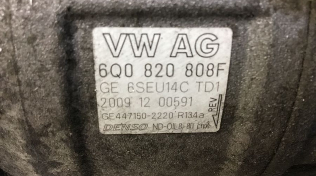 Compresor AC 6q0820808f Volkswagen POLO 9N 2001