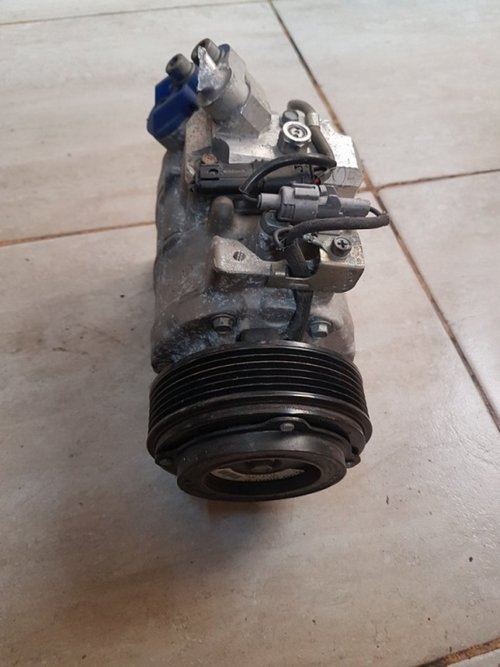 Compresor ac 9215947 bmw x5 f15 2.5d n47