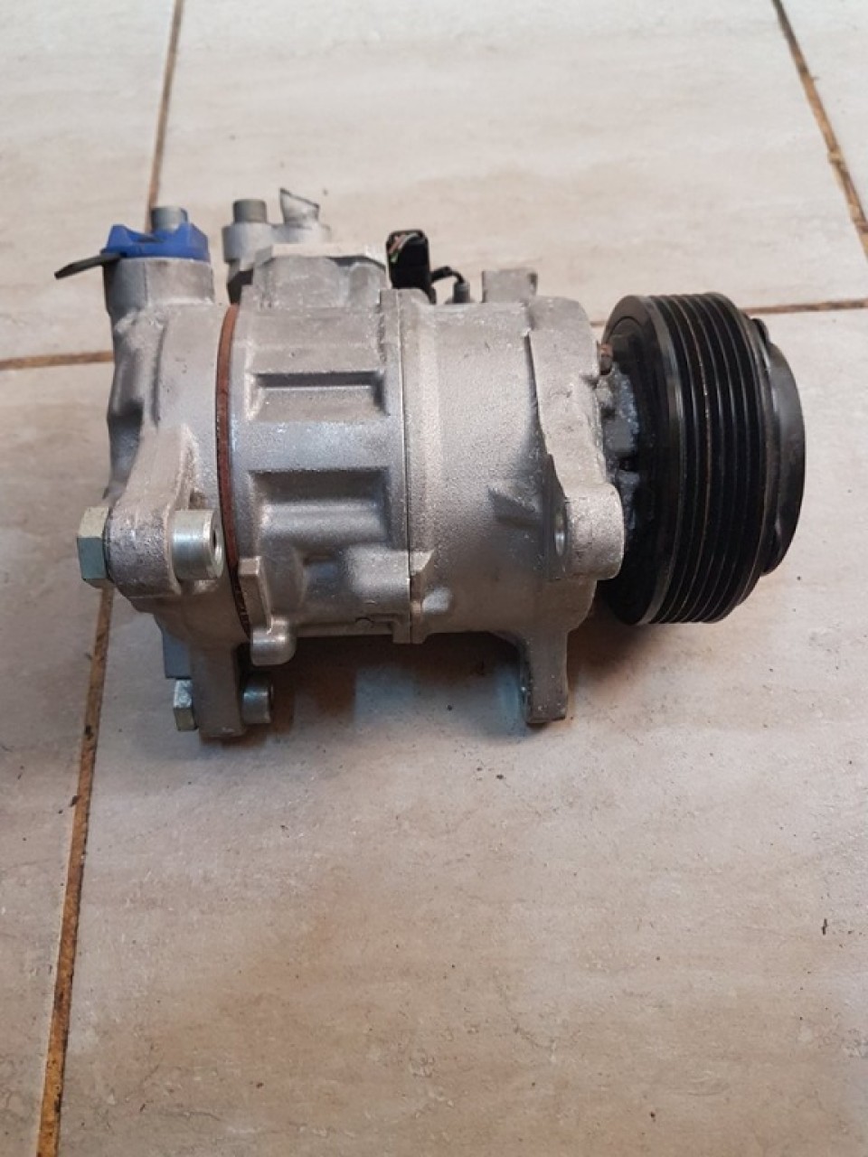 Compresor ac 9215947 bmw x6 f16 4.0dx n57z