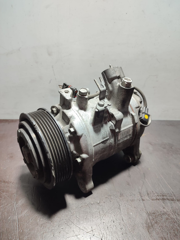 Compresor AC BMW 3.0 22527010, 9330831 02