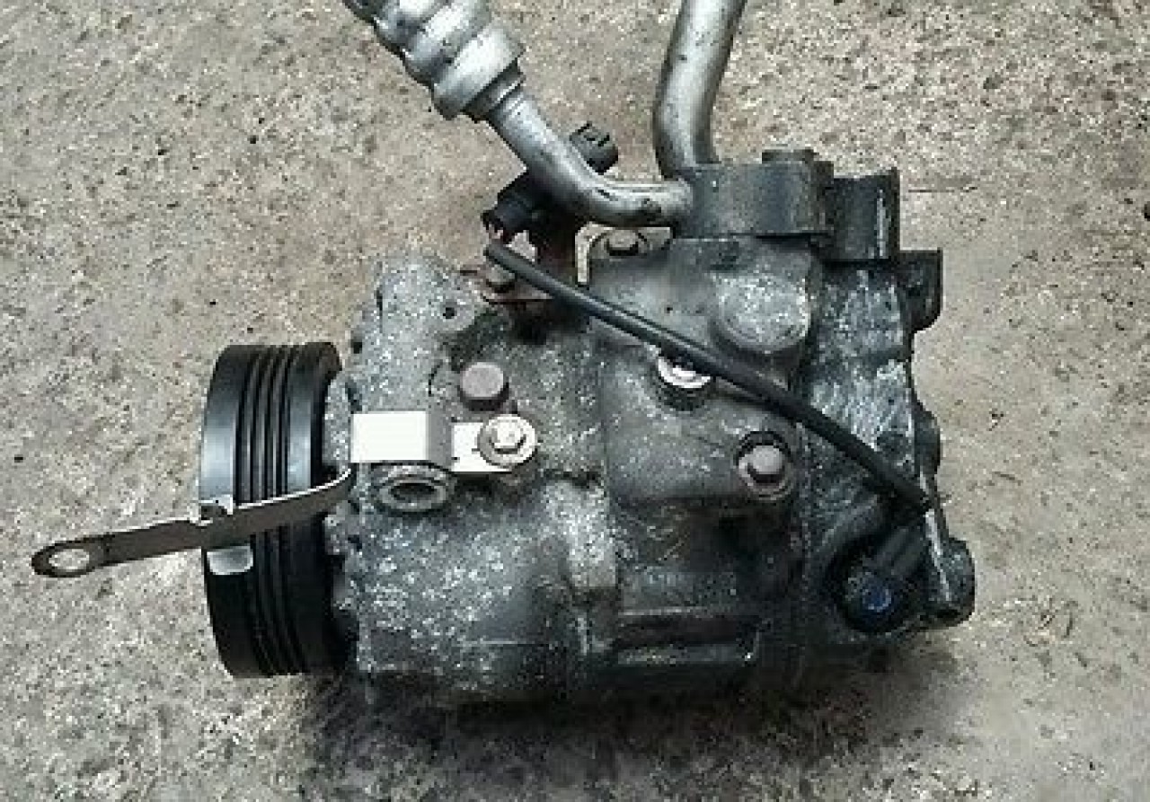 Compresor ac bmw e60 525d m57n 177 cai cod 6917859