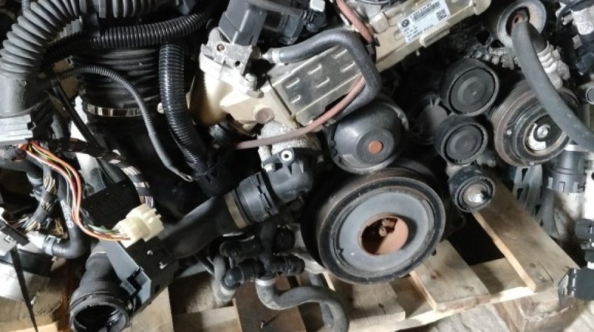 Compresor AC BMW Seria 3 F30 / Seria 5 F07 F10 F11 / Seria 6 F06 F12 F13 / Seria 7 F01 / X5 E70 F15