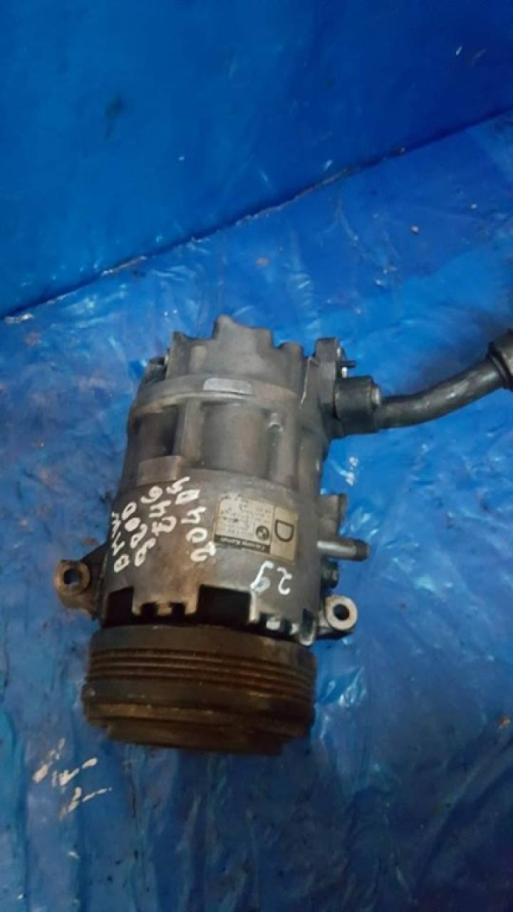 Compresor ac bmw x3 e83 2.0d 204d4 cod 6905643