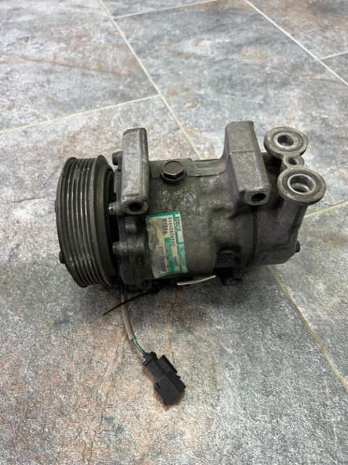 Compresor AC / Clima 2S6119D629AD- FORD FIESTA - motor -1.4 Tdci