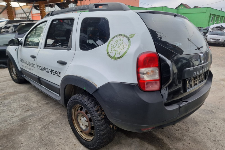 Compresor AC clima Dacia Duster 2015 SUV 1.6 benzina H4M730