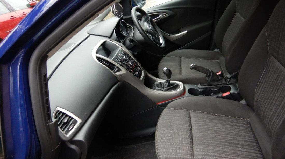 Compresor AC clima Opel Astra J 2012 Hatchback 1.7 CDTI DTE