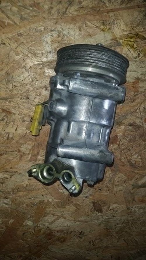 Compresor ac cod 9655191580 citroen c4 1.6 hdi