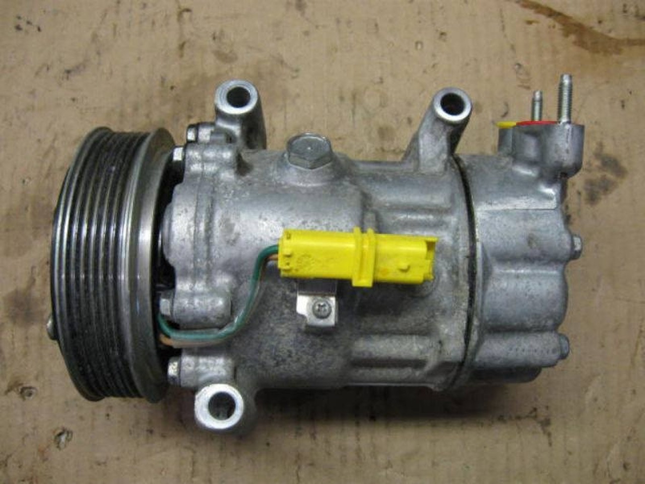Compresor ac cod 9655191580 peugeot 307 cc 2.0i rfn 136 cai